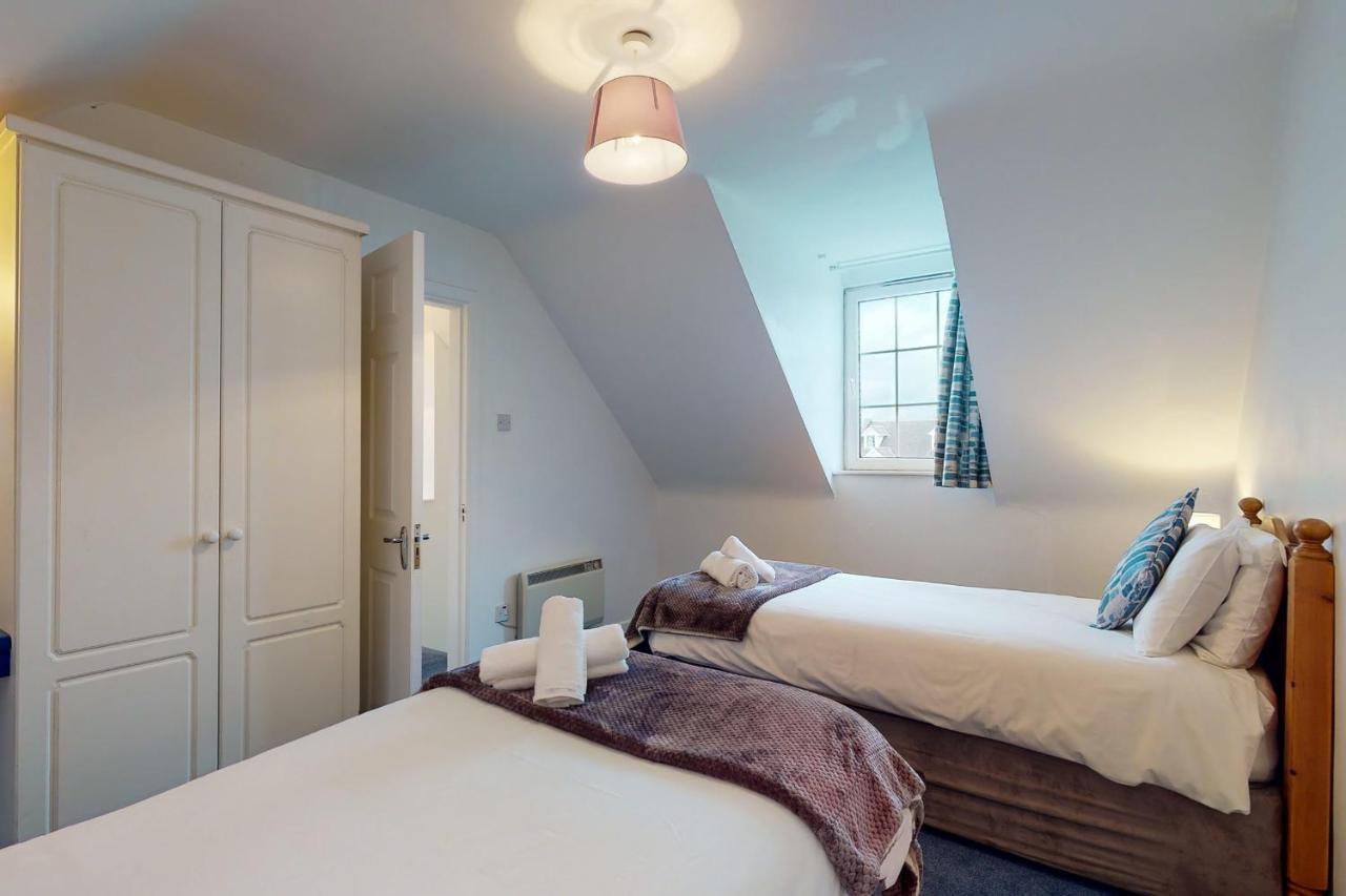 Dingle Harbour Cottages 3 Bed - Sleeps 6 Type A By Trident Holiday Homes Exterior photo