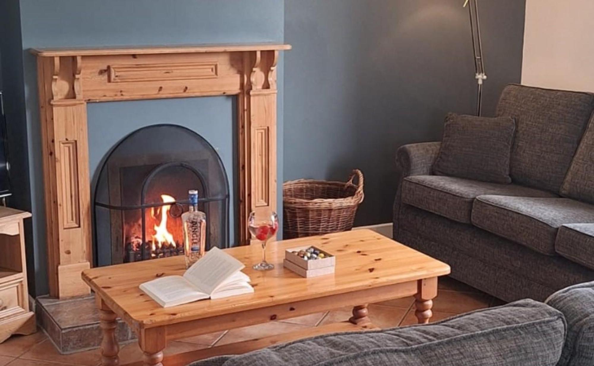 Dingle Harbour Cottages 3 Bed - Sleeps 6 Type A By Trident Holiday Homes Exterior photo